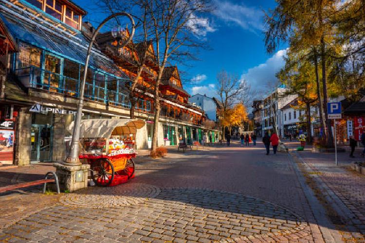 Zakopane: Kompletny przewodnik po zimowej stolicy Polski